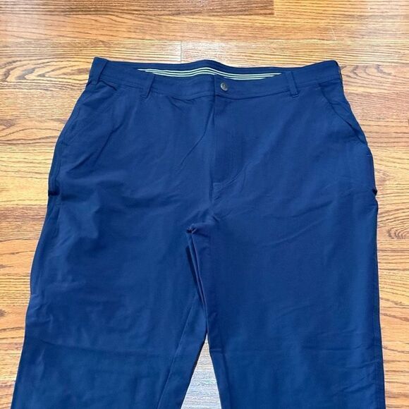 Coolibar Navy Glat Front Performance Pants. UPF 50+. Size 34. - Picture 3 of 8